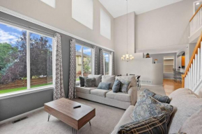 Large home, Fenced in Back Yard, Cathedral Ceiling